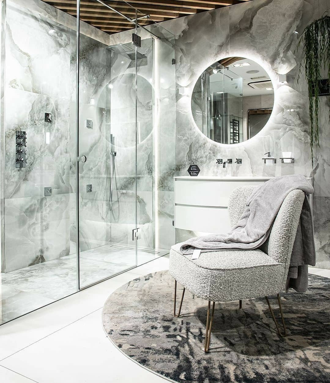 17 Small Grey Bathroom Ideas To Make Your Space Look Like A Dream ...